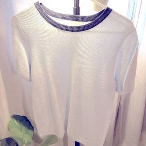 HELLOMILKTEE Shades of blue shirt with flared sleeve MED